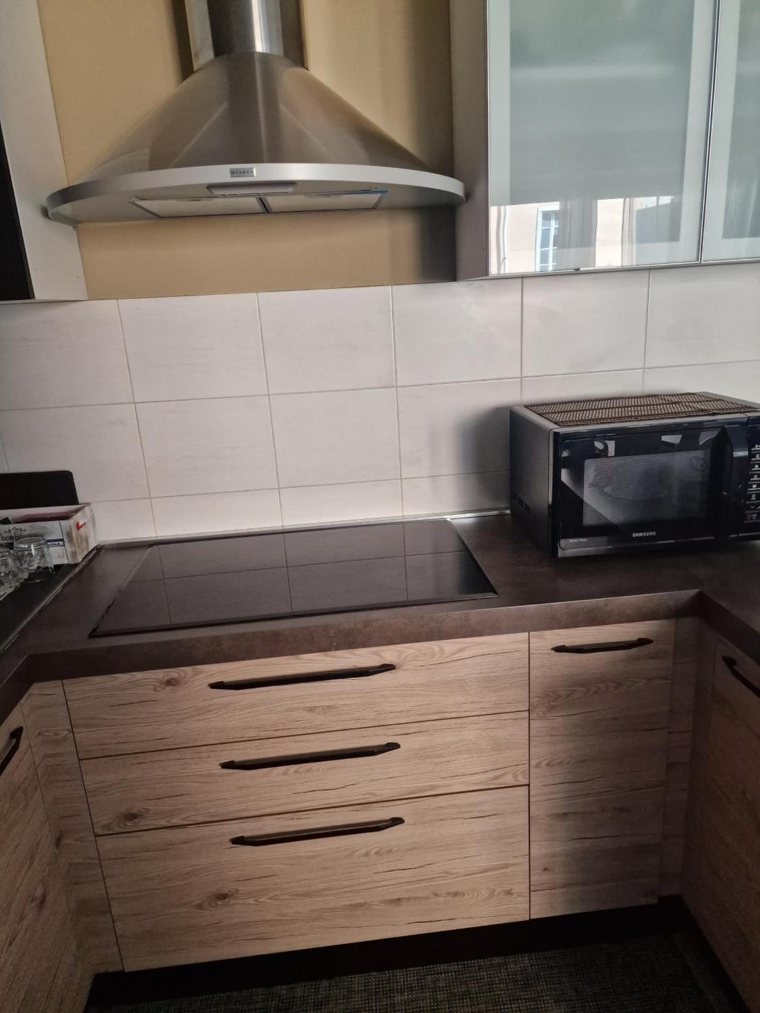 Varese Prime - Large Independent Apartment, Air Conditioning, 2 Bathrooms, 2 Free Covered Parking Spaces, No Restricted Traffic Zone, Train Station 100M, Theatre 150M, Historic City Centre Dış mekan fotoğraf